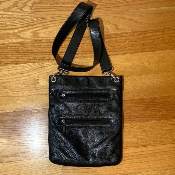 Margot New York Slim Soft Leather Crossbody Bag Black Double Front Zip front - Picture 2 of 10